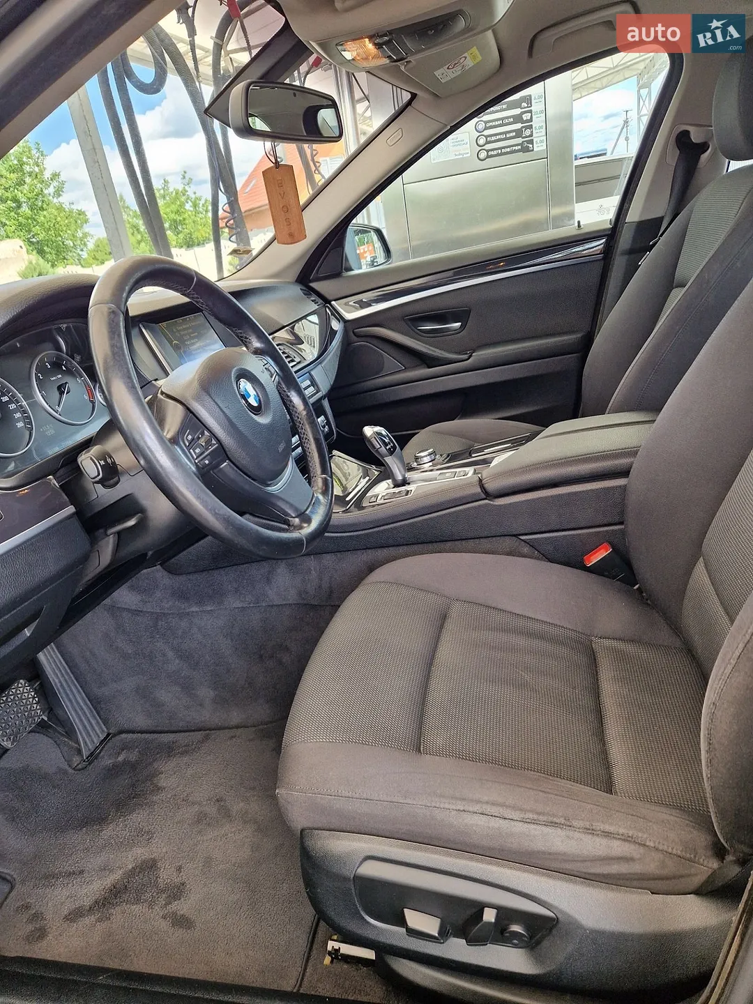 2013 BMW 5er - мініатюра 11