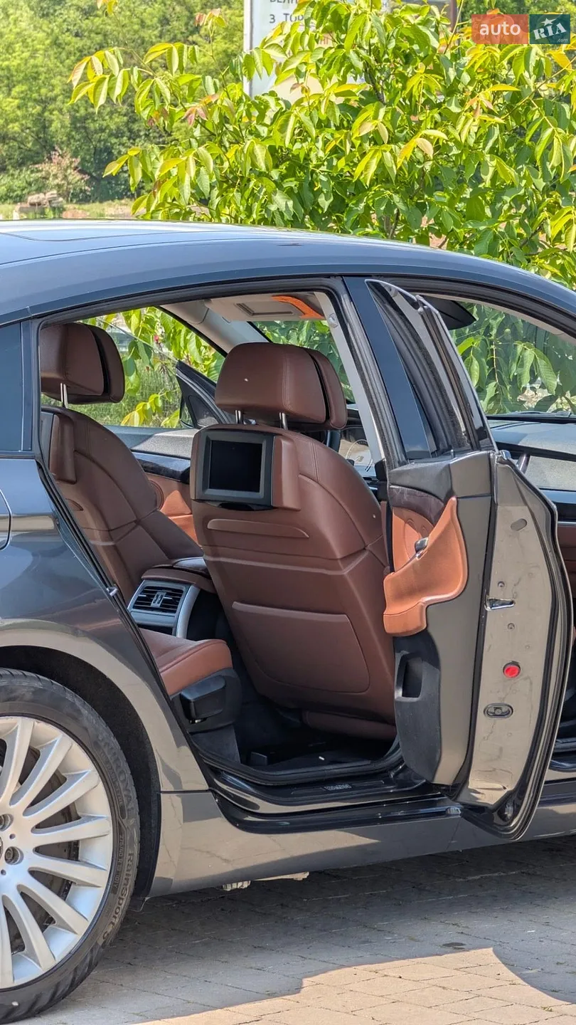 2011 BMW 5er - мініатюра 12