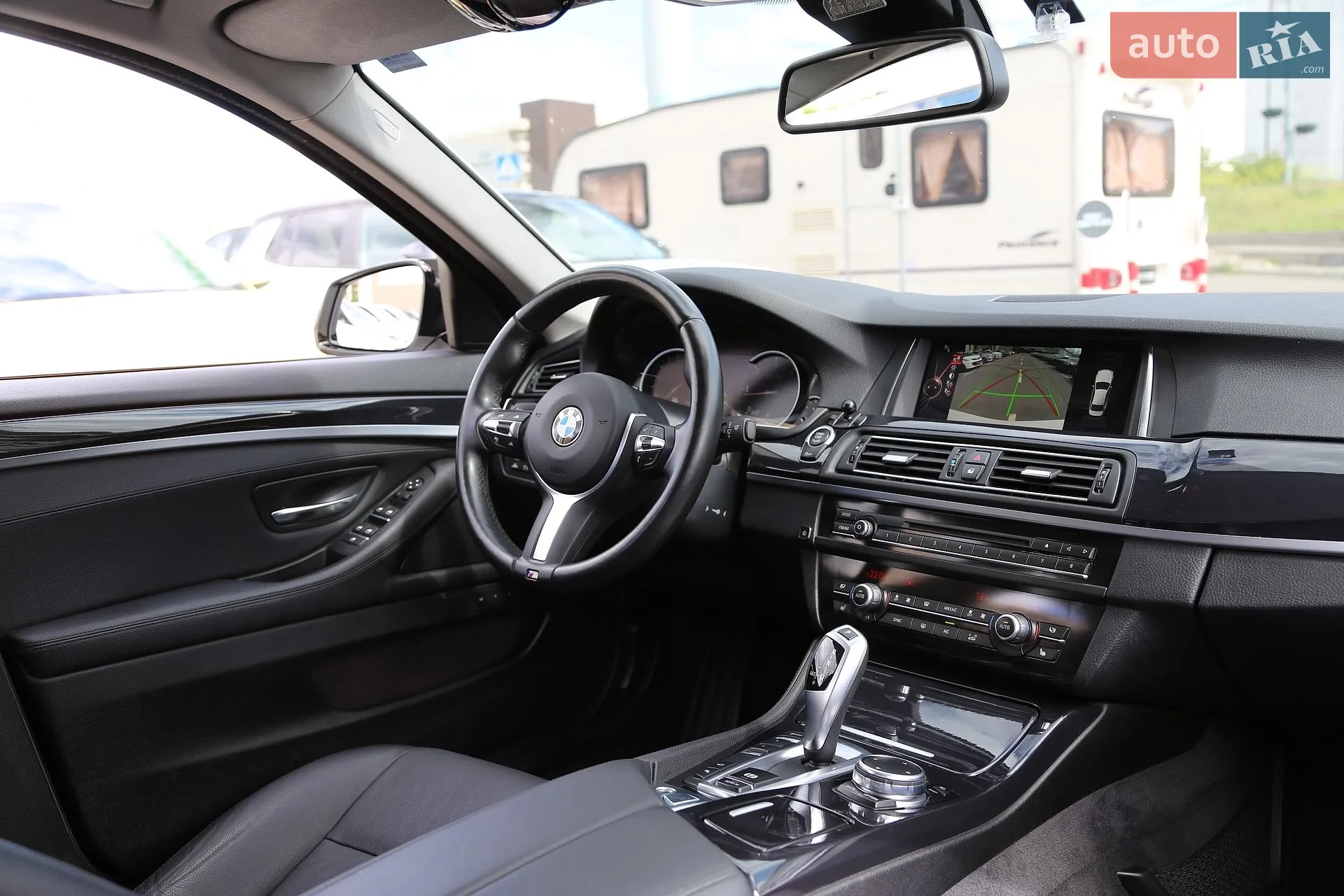 2016 BMW 5er - мініатюра 16