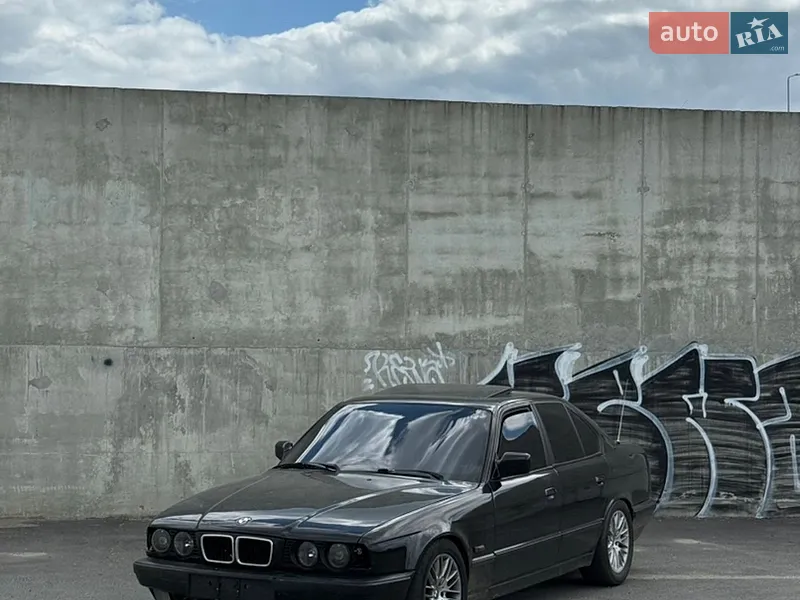 BMW 5 Series 1991 VIN WBAHA51040BA87367 фото оголошення 14 з 46