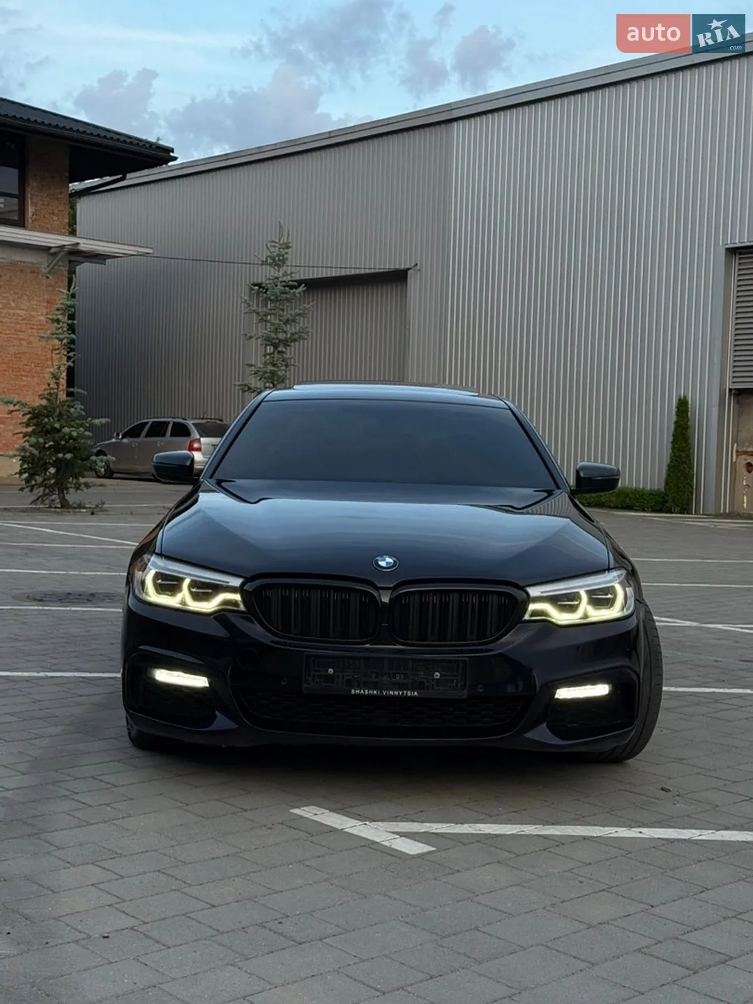 2017 BMW 5er - мініатюра 2