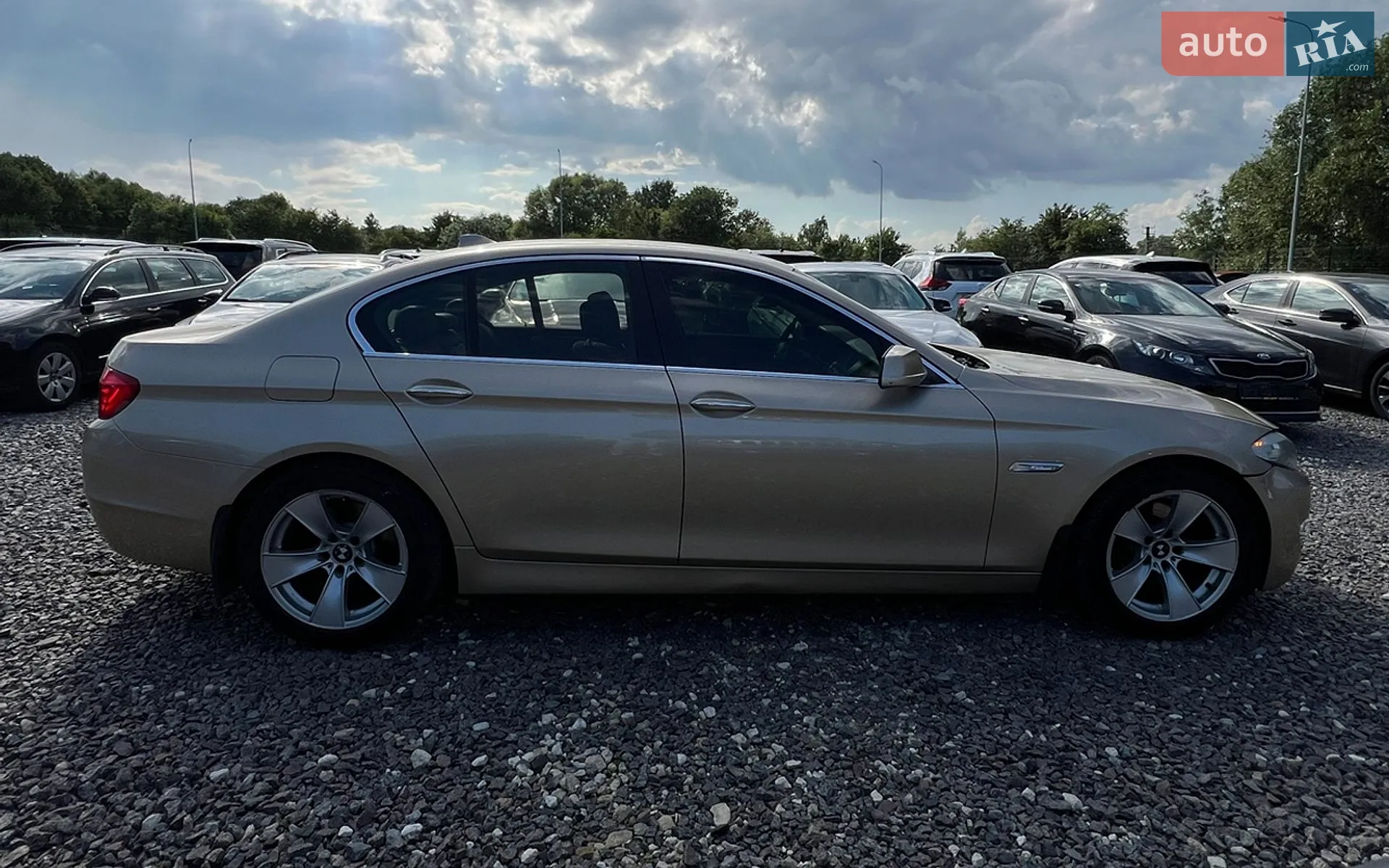 2010 BMW 5er - мініатюра 8