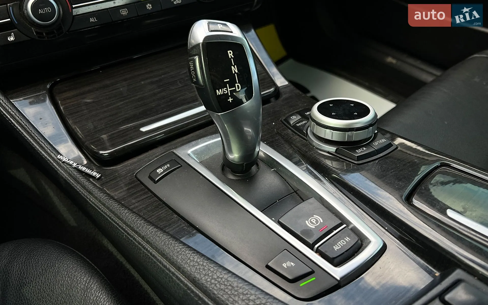 2010 BMW 5er - мініатюра 19
