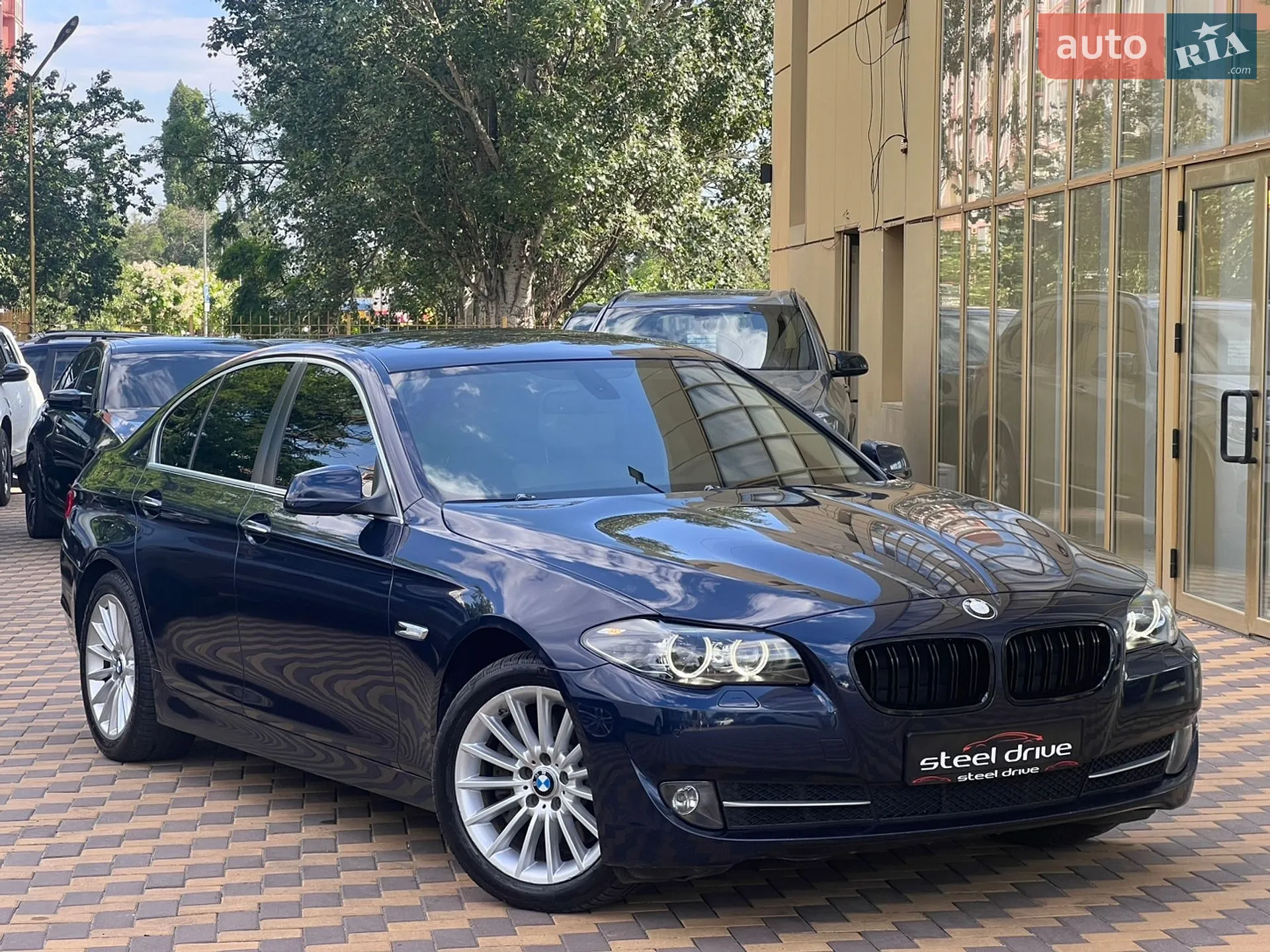 2012 BMW 5er - мініатюра 3