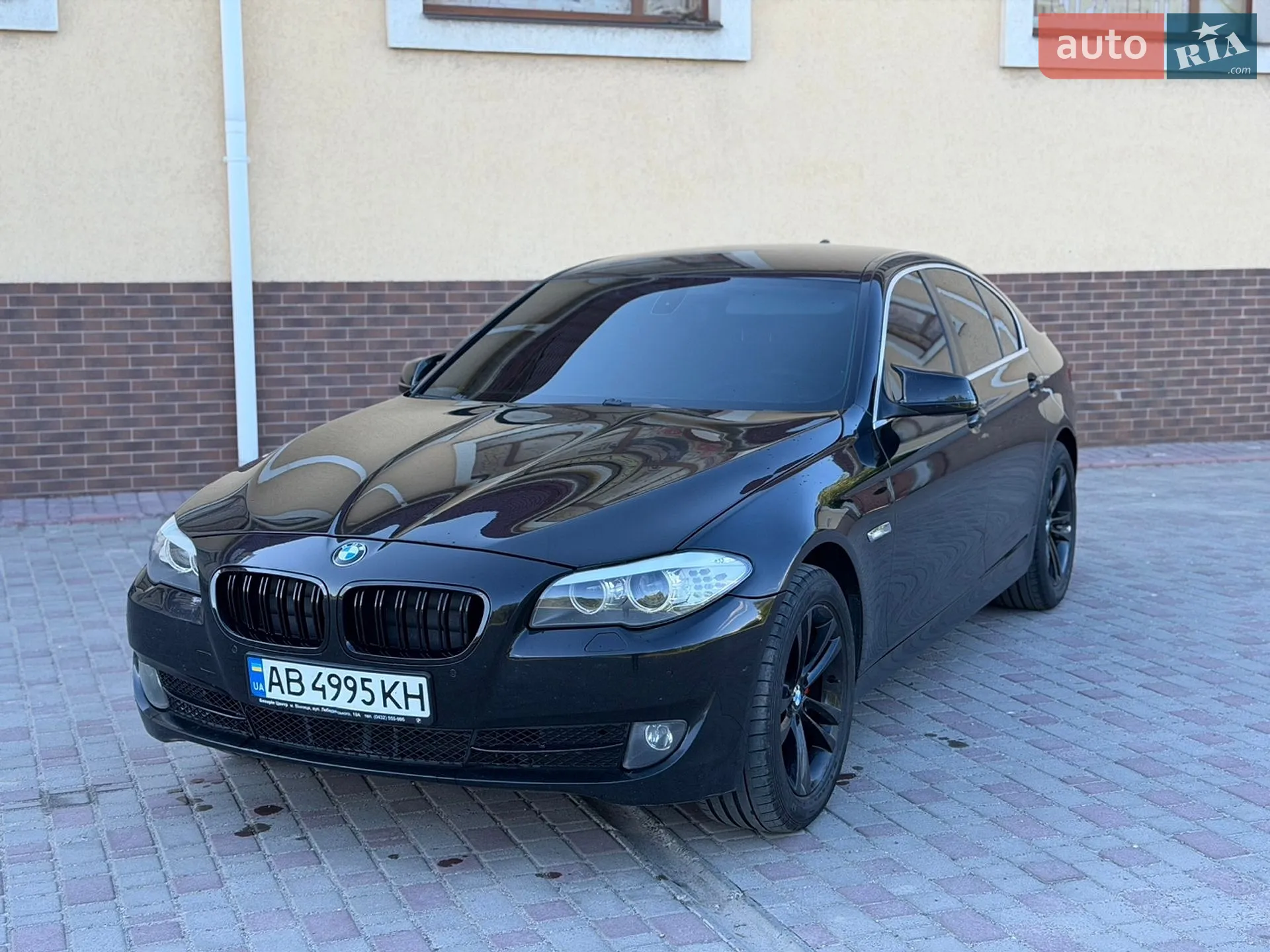 2010 BMW 5er - мініатюра 2