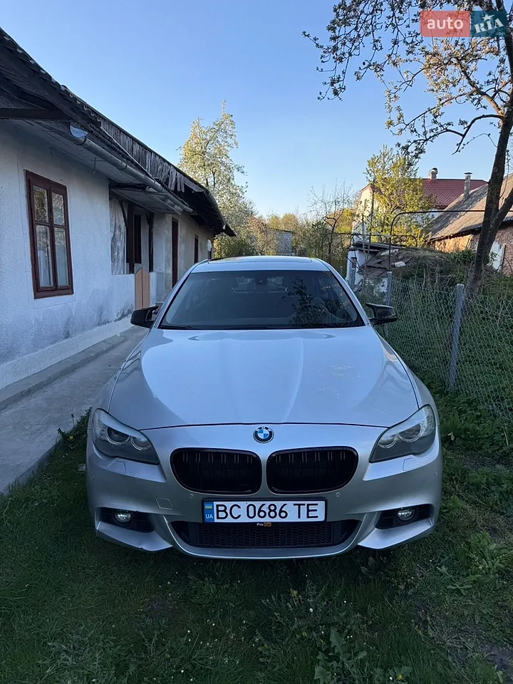 2011 BMW 5er - мініатюра 5