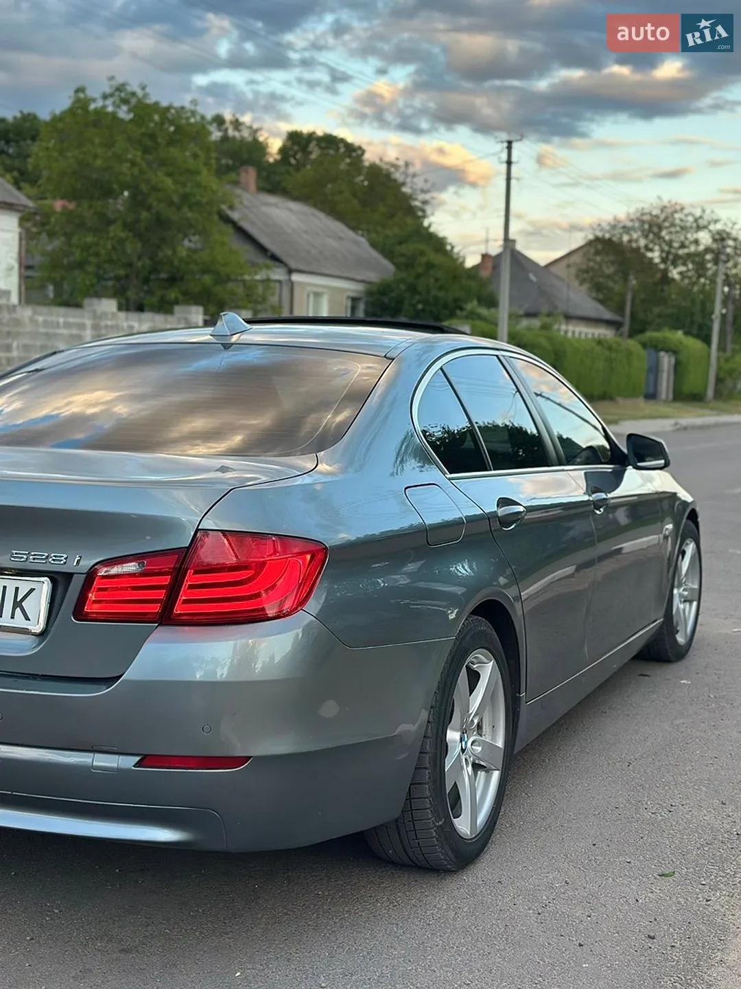 2010 BMW 5er - мініатюра 8