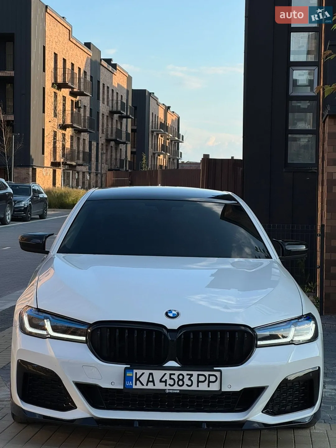 2017 BMW 5er - мініатюра 13