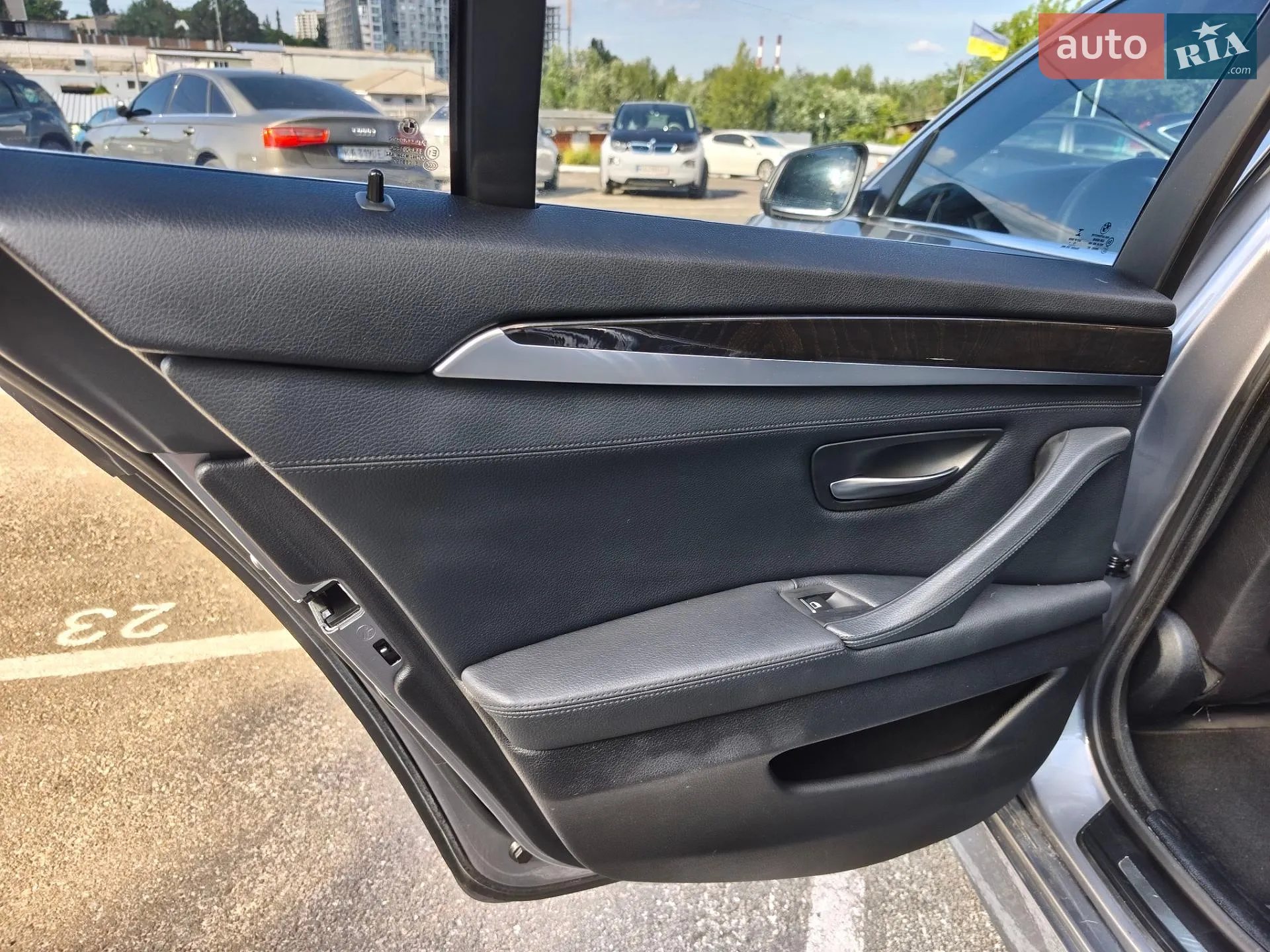 2014 BMW 5er - мініатюра 12