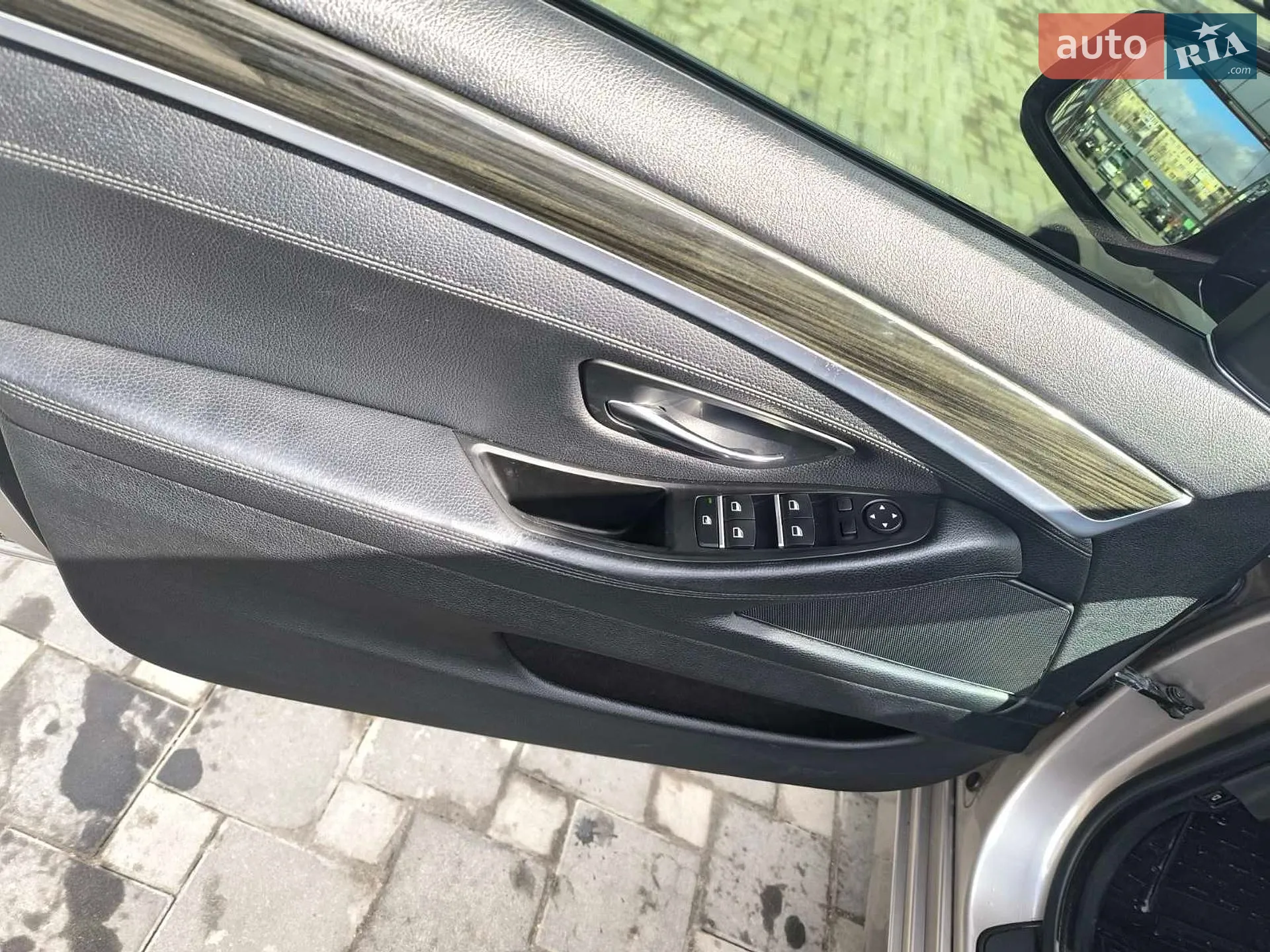 2011 BMW 5er - мініатюра 22