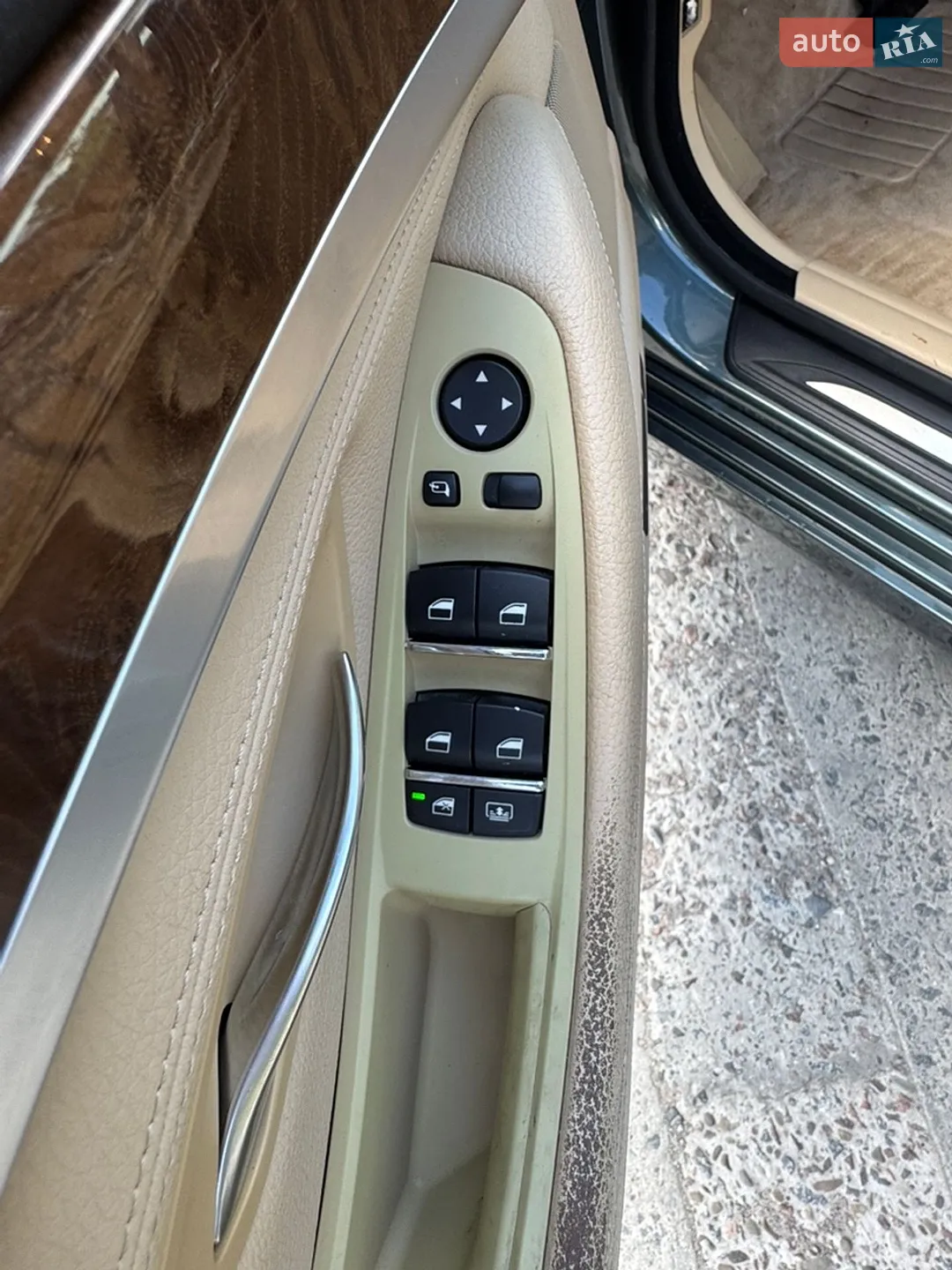 2012 BMW 5er - мініатюра 6