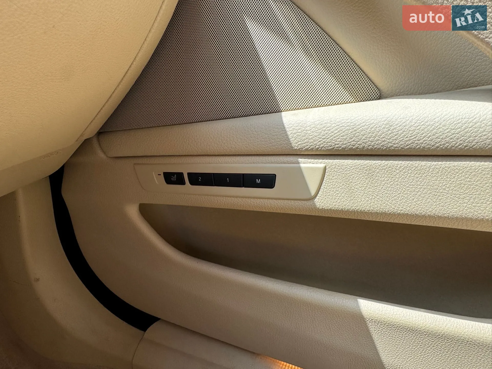 2012 BMW 5er - мініатюра 16