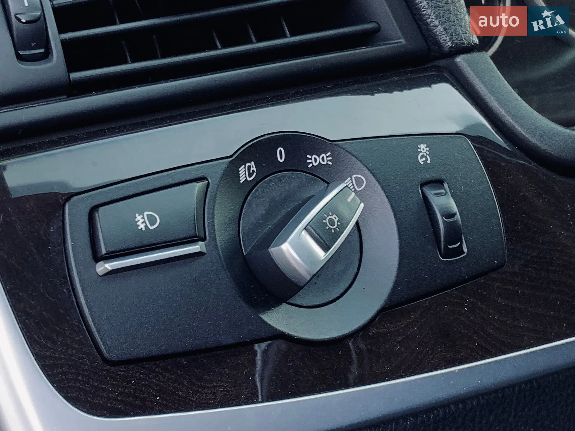 2012 BMW 5er - мініатюра 36