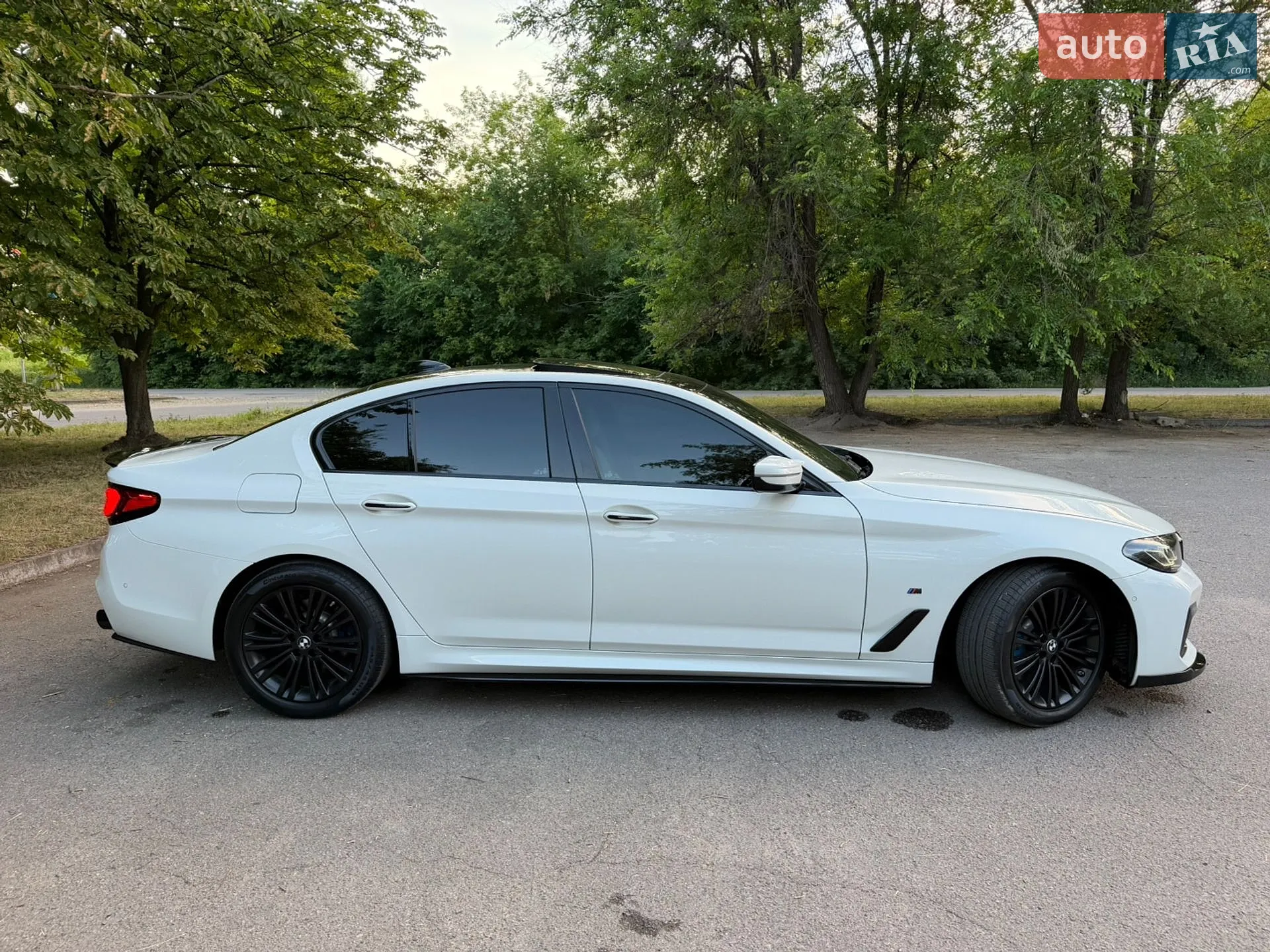 2017 BMW 5er - мініатюра 16