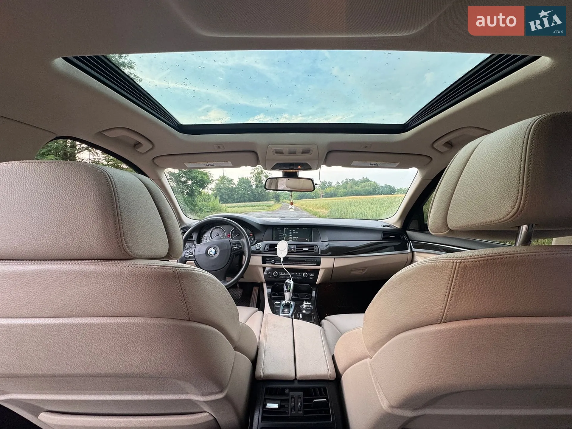 2012 BMW 5er - мініатюра 8