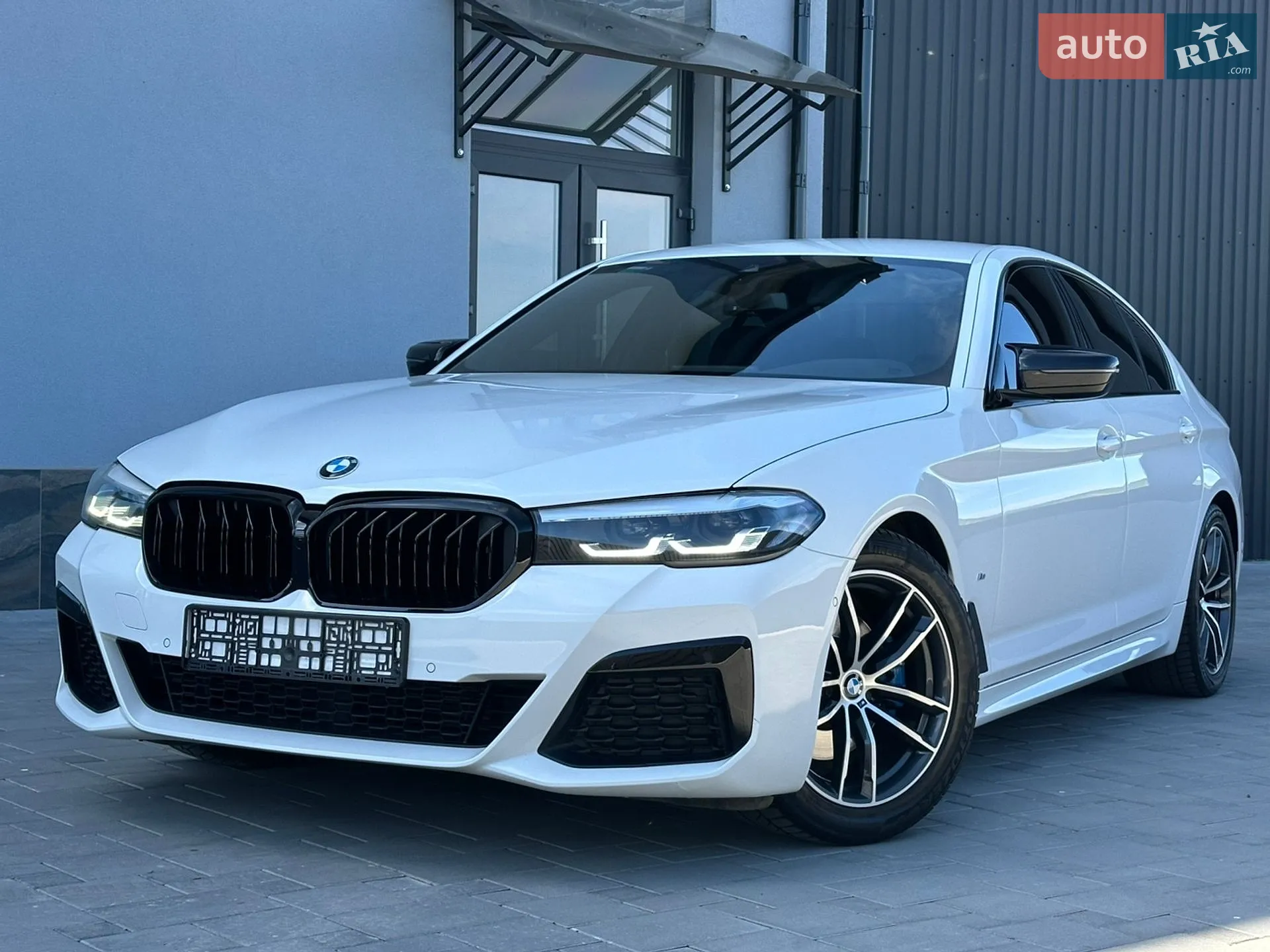 2020 BMW 5er - фото 1