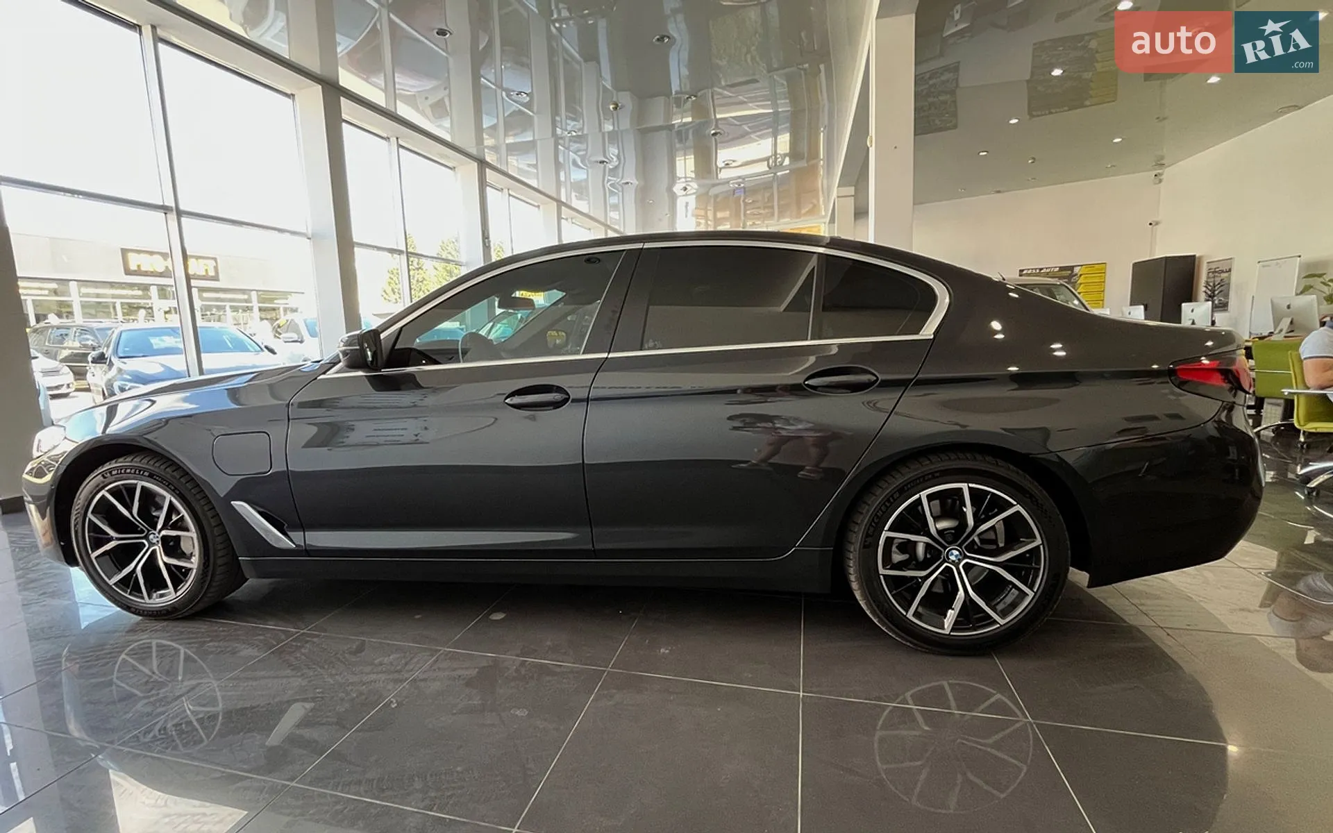 2020 BMW 5er - мініатюра 4