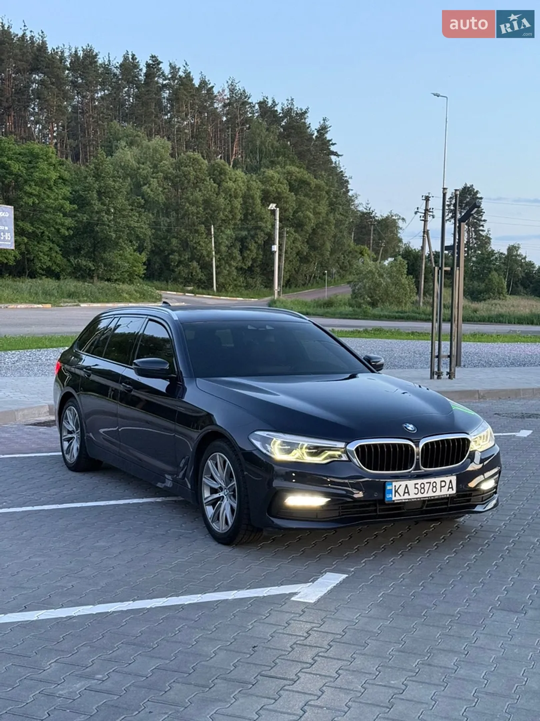 2017 BMW 5er - мініатюра 3