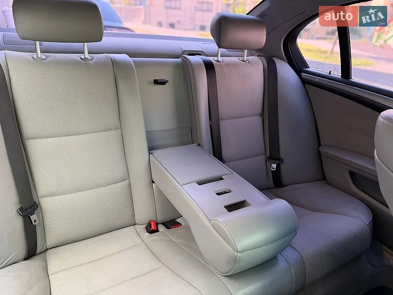 BMW 5 Series 2008 VIN WBANX31050C170903 фото оголошення 19 з 53