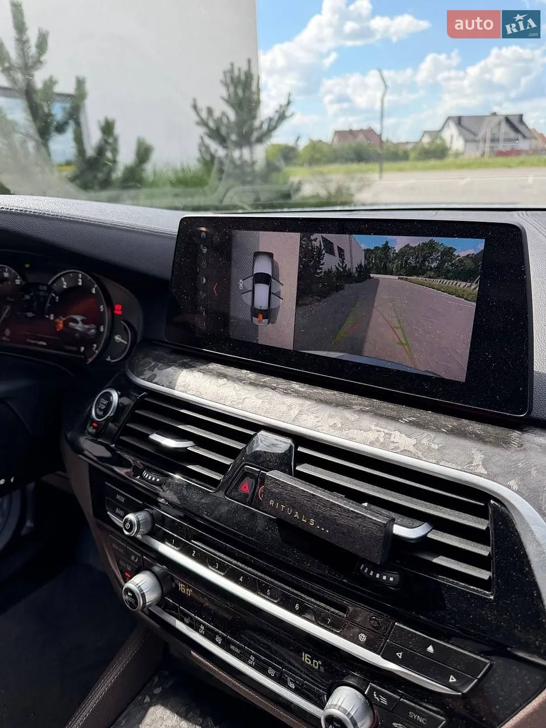 2017 BMW 5er - мініатюра 10