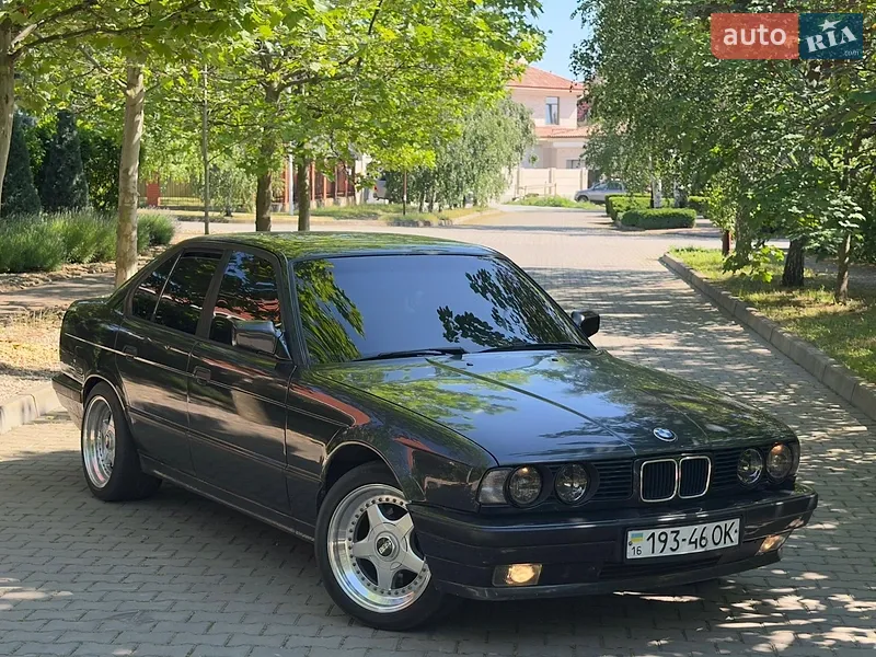 BMW 5 Series 1987