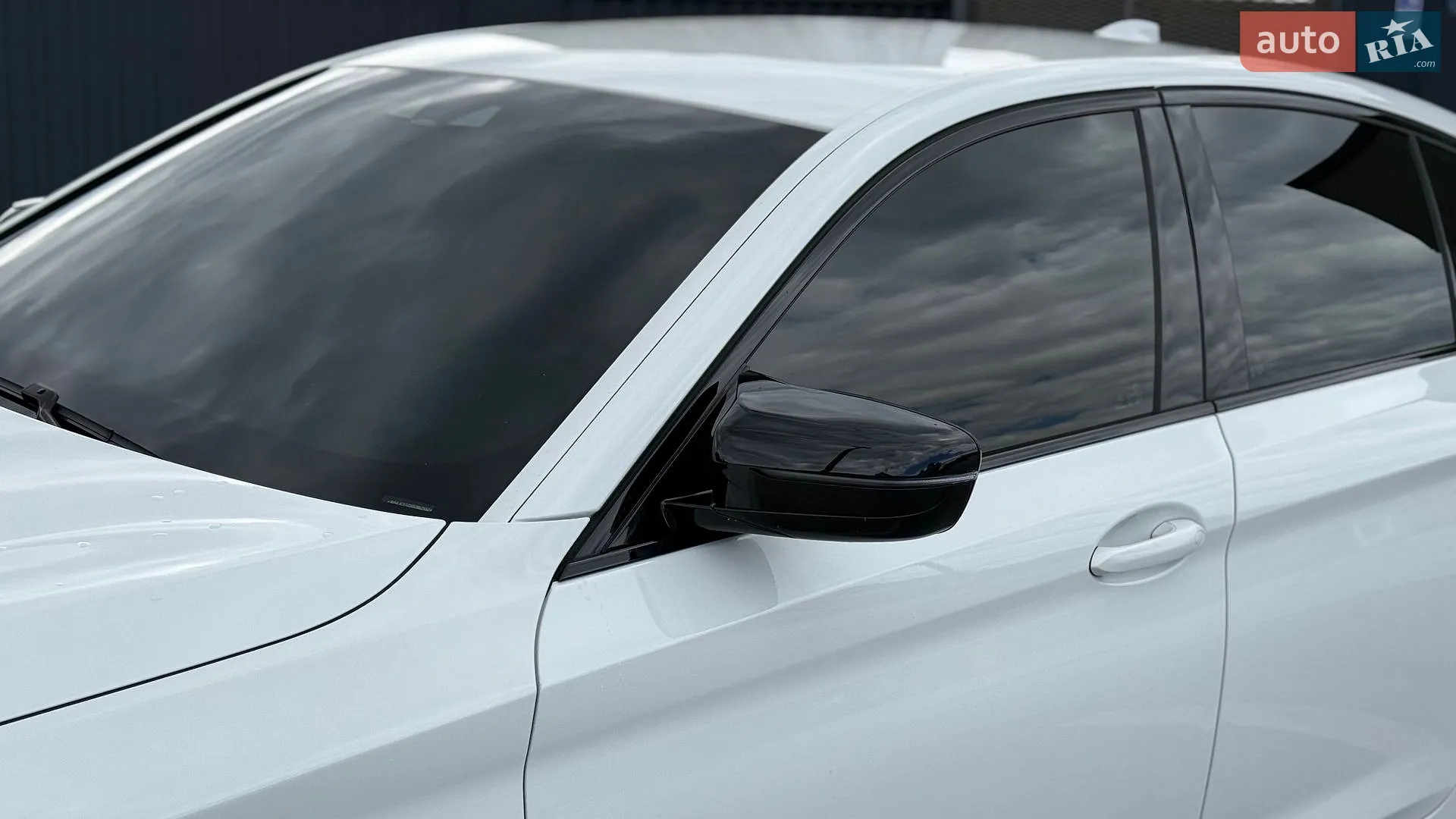 BMW 5 Series 2018 VIN WBAJC51020G862552 фото оголошення 21 з 59
