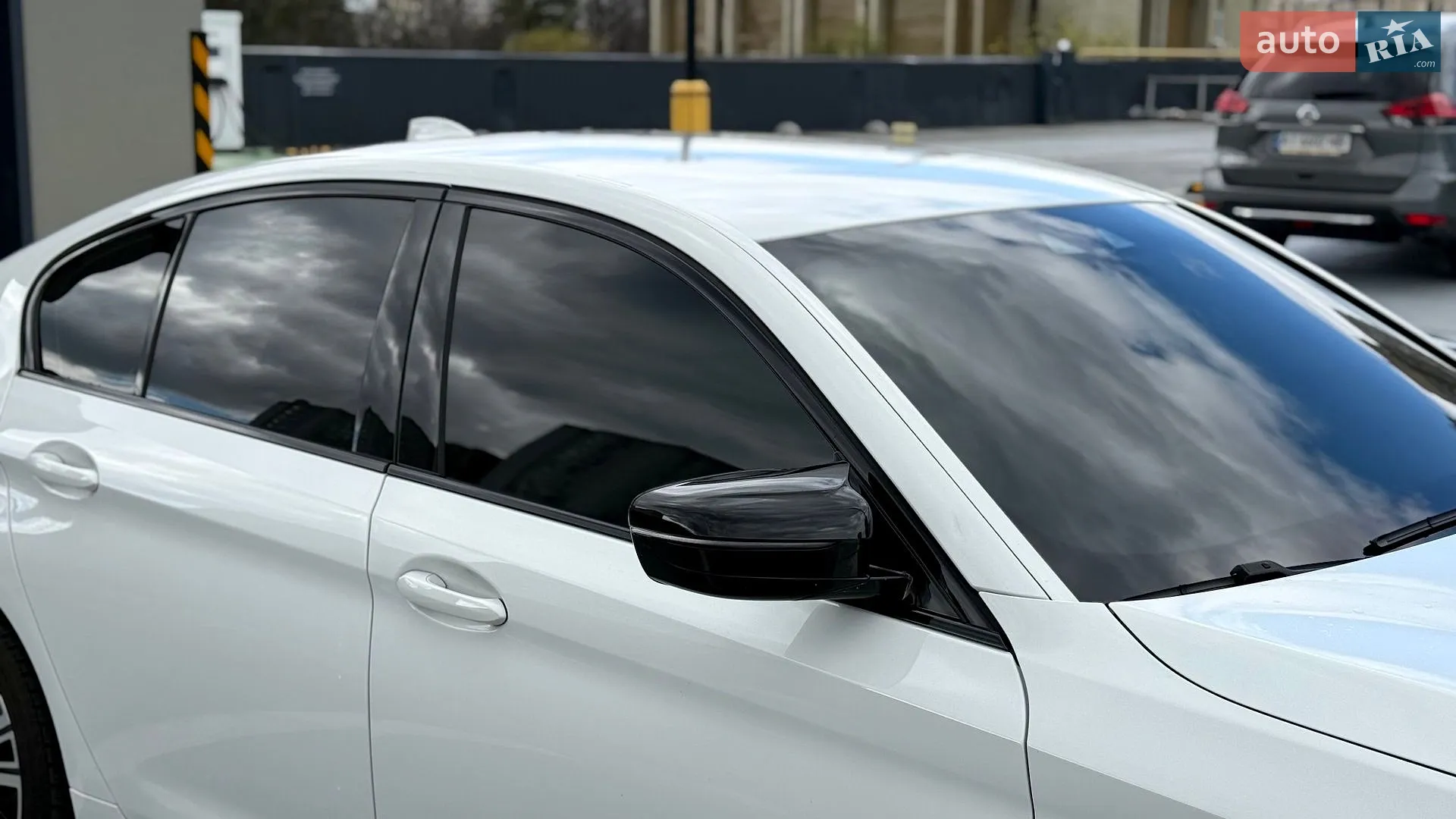 BMW 5 Series 2018 VIN WBAJC51020G862552 фото оголошення 24 з 59