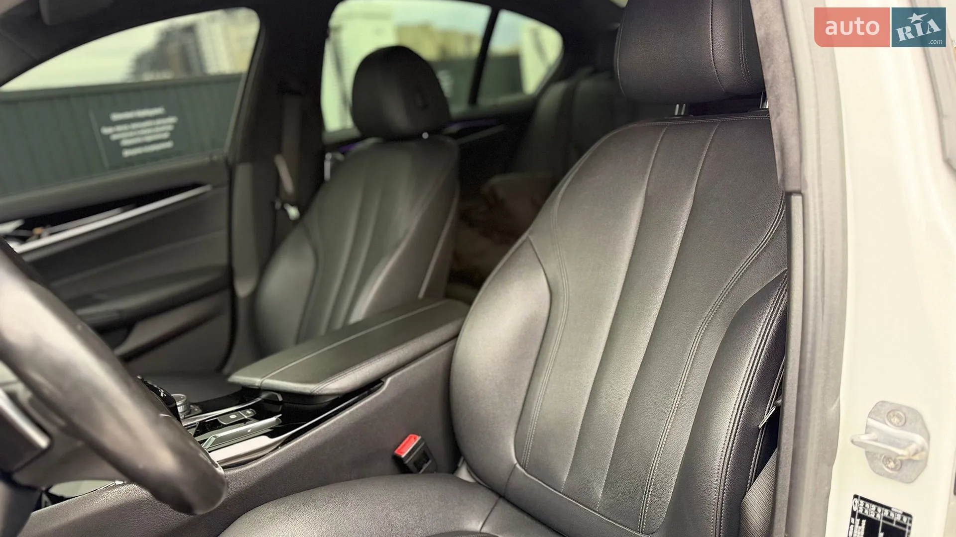 BMW 5 Series 2018 VIN WBAJC51020G862552 фото оголошення 54 з 59