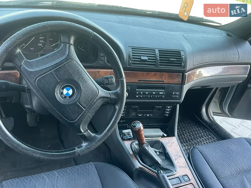 BMW 5 Series 1997 VIN WBADB6100D1057227 фото оголошення 7 з 47