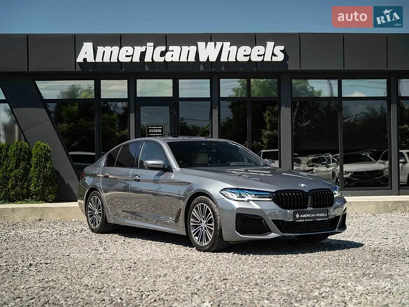 BMW 5 Series 2019 VIN WBAJA9C50KB392639 фото оголошення 3 з 81