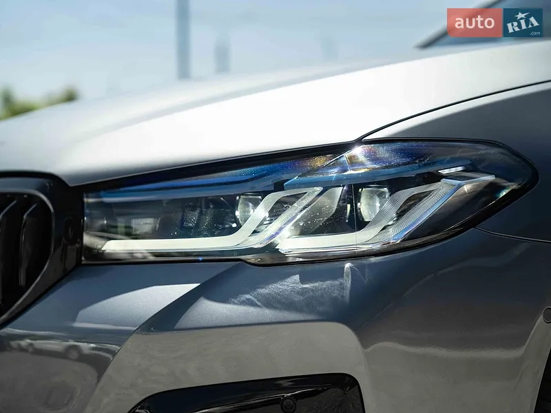BMW 5 Series 2019 VIN WBAJA9C50KB392639 фото оголошення 13 з 81