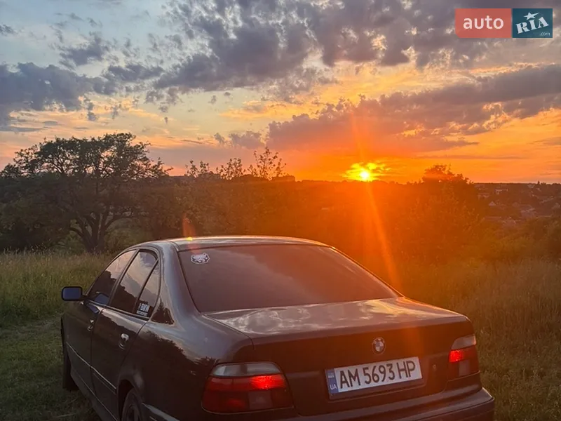 BMW 5 Series 1998 VIN WBADD41060BT55610 фото оголошення 4 з 36