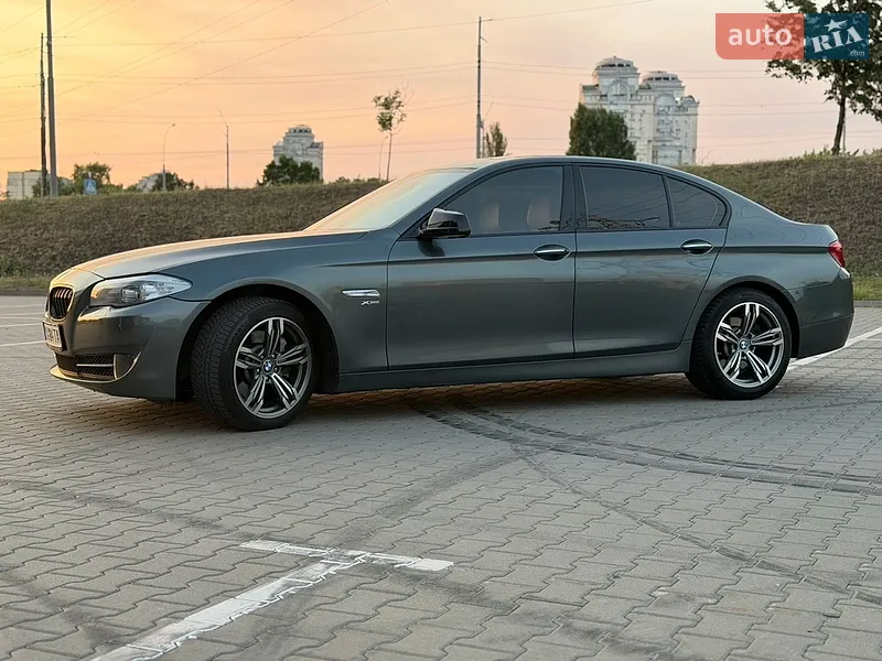 BMW 5 Series 2011 VIN WBAFU7C5XBC877351 фото оголошення 6 з 80