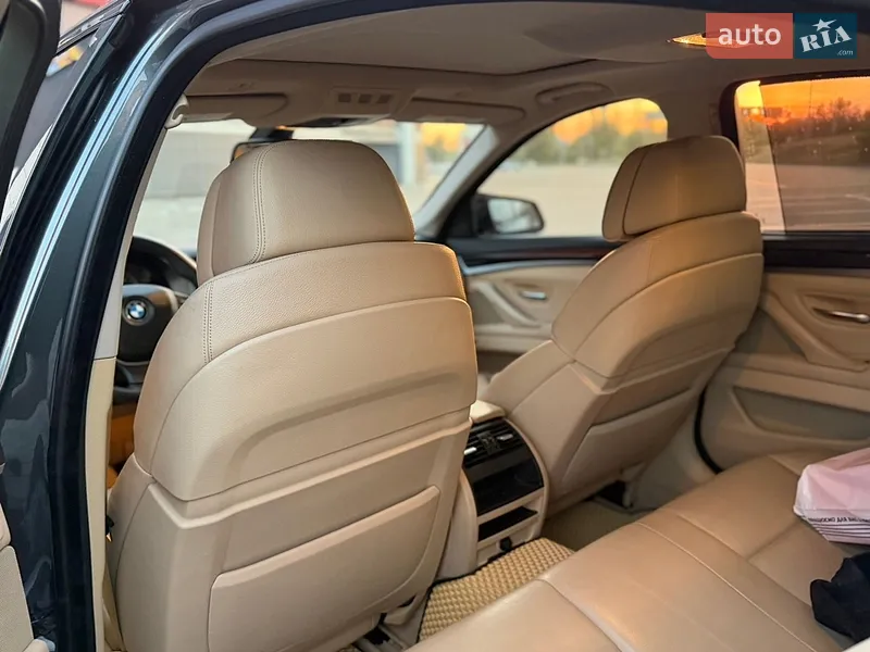 BMW 5 Series 2011 VIN WBAFU7C5XBC877351 фото оголошення 18 з 80