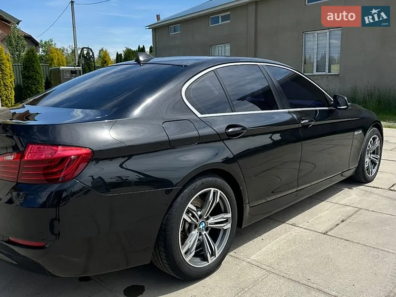 BMW 5 Series 2014 VIN WBA5C11030D035686 фото оголошення 16 з 77