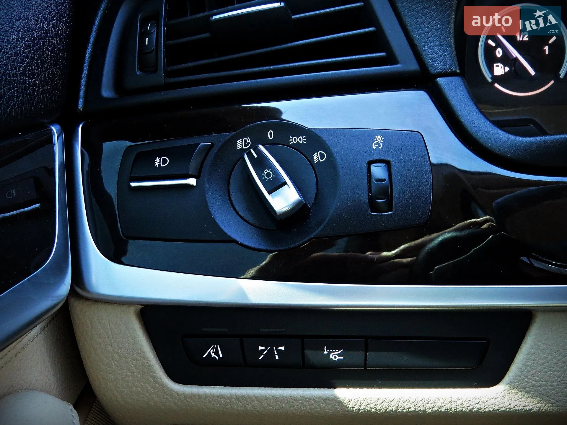 2010 BMW 5er - мініатюра 12