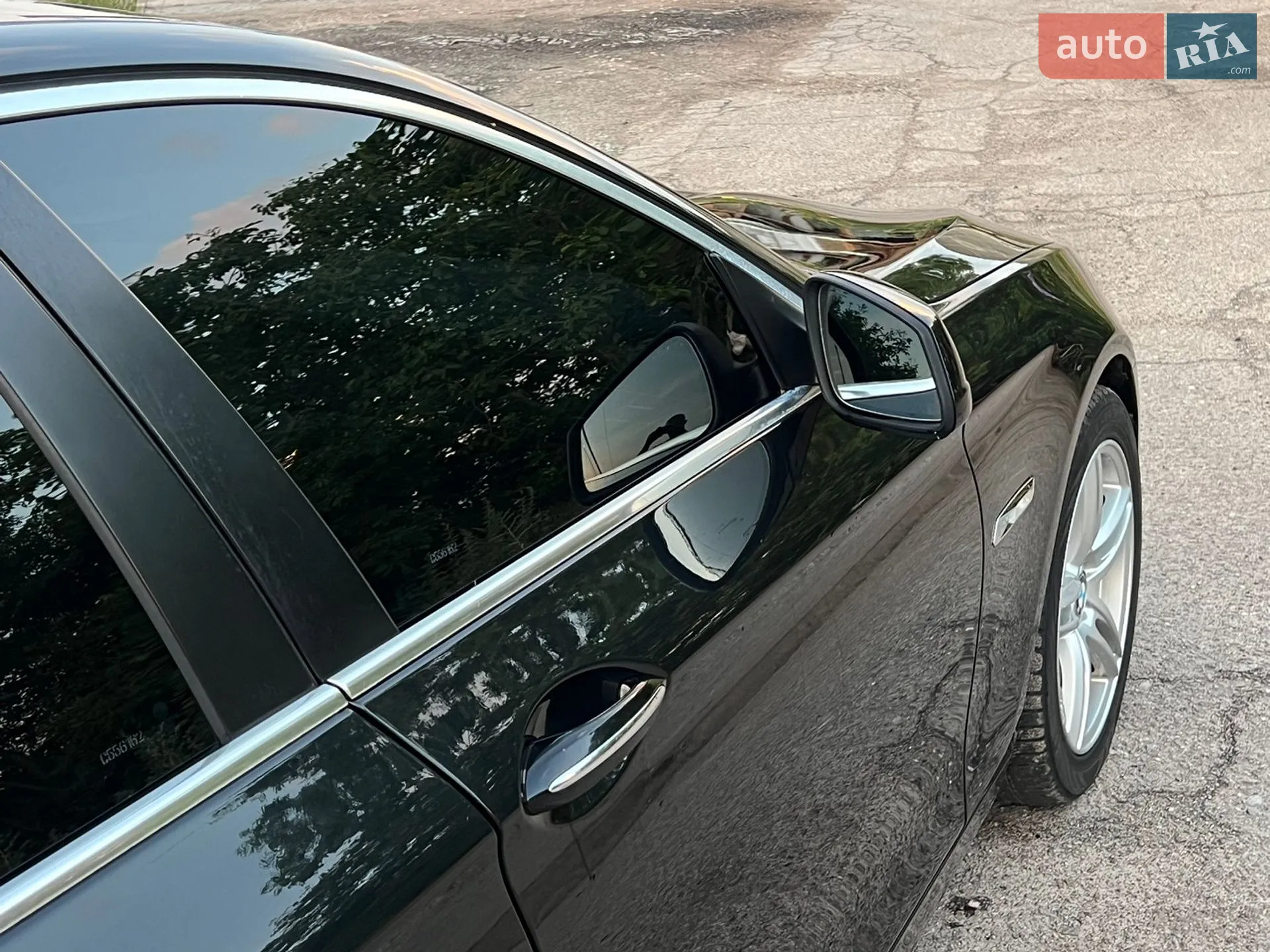 2010 BMW 5er - мініатюра 18