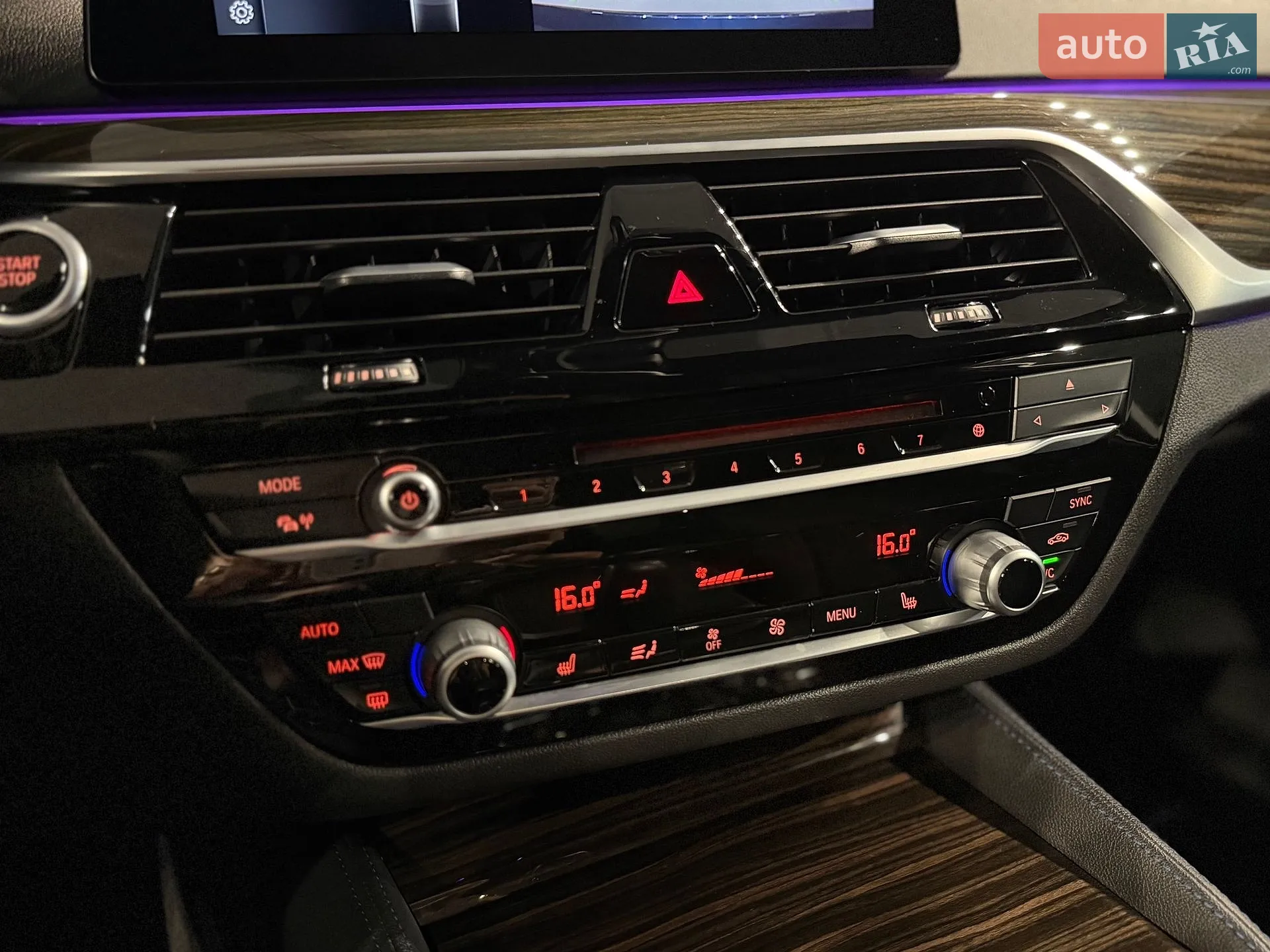 2017 BMW 5er - мініатюра 23