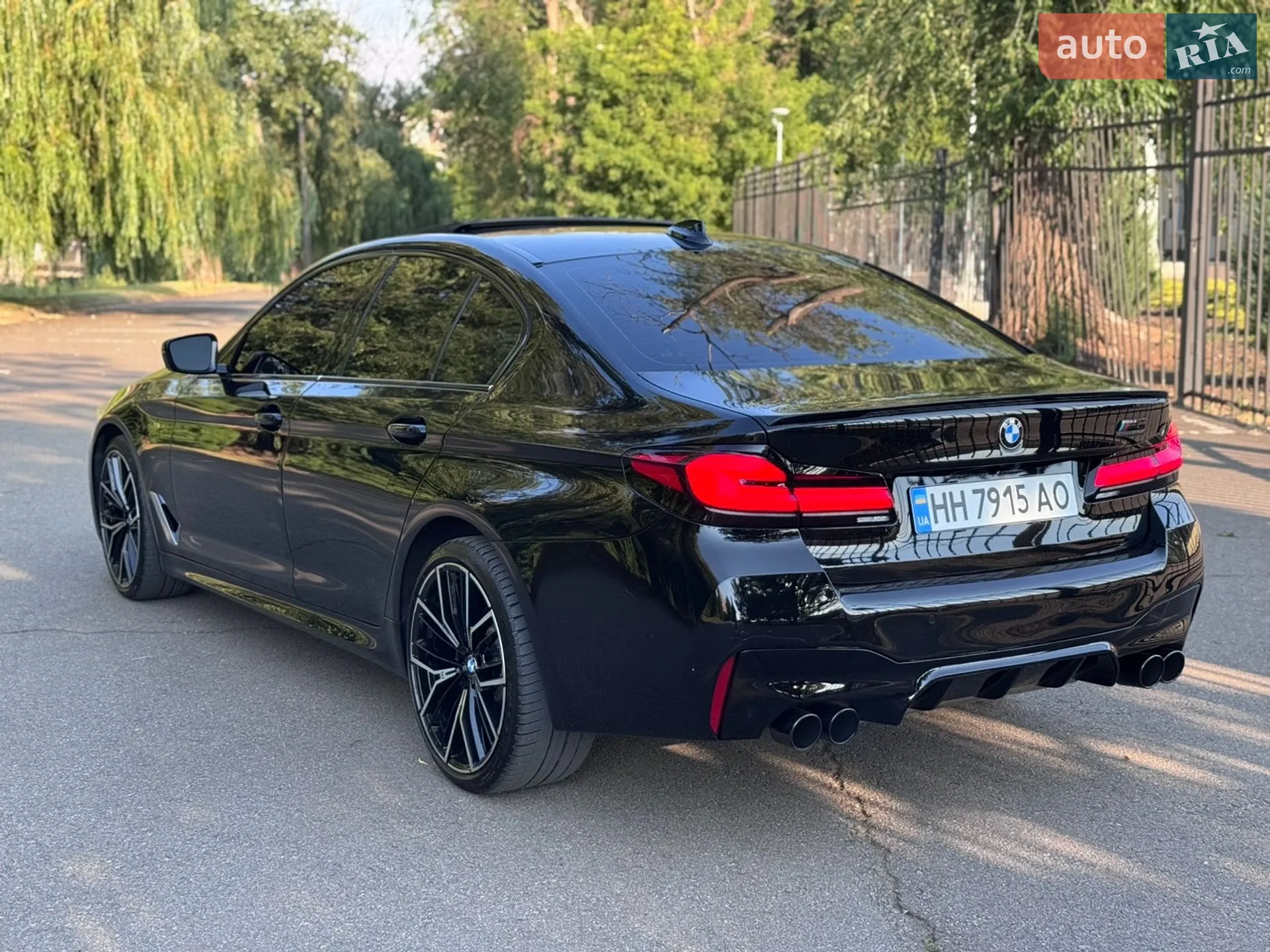 2017 BMW 5er - мініатюра 19