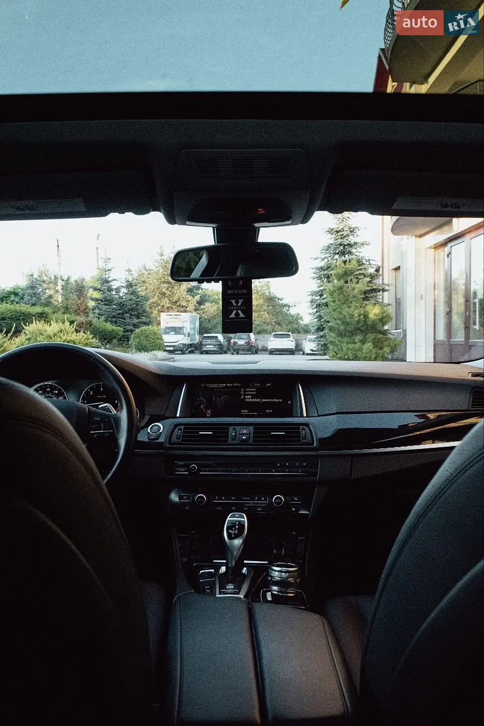2016 BMW 5er - мініатюра 18