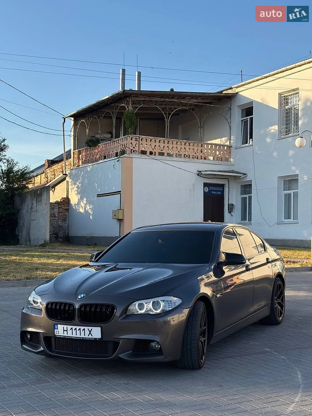 2012 BMW 5er - мініатюра 2