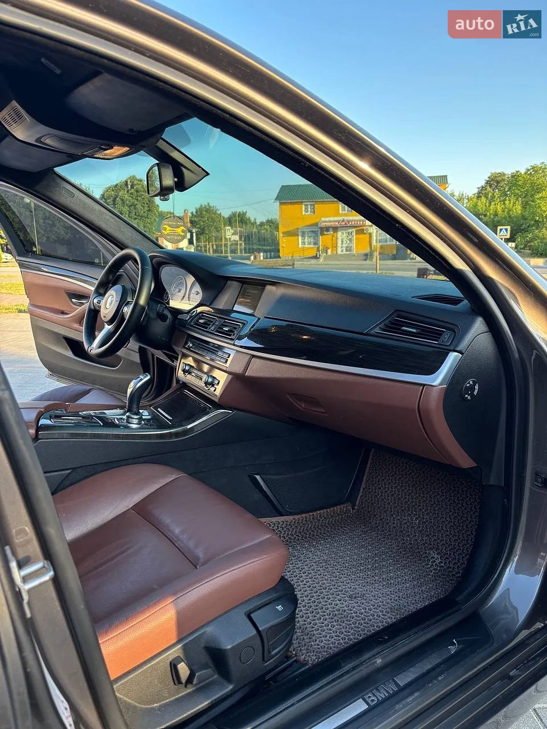 2012 BMW 5er - мініатюра 24