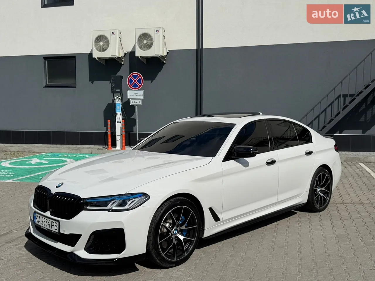 2017 BMW 5er - мініатюра 32