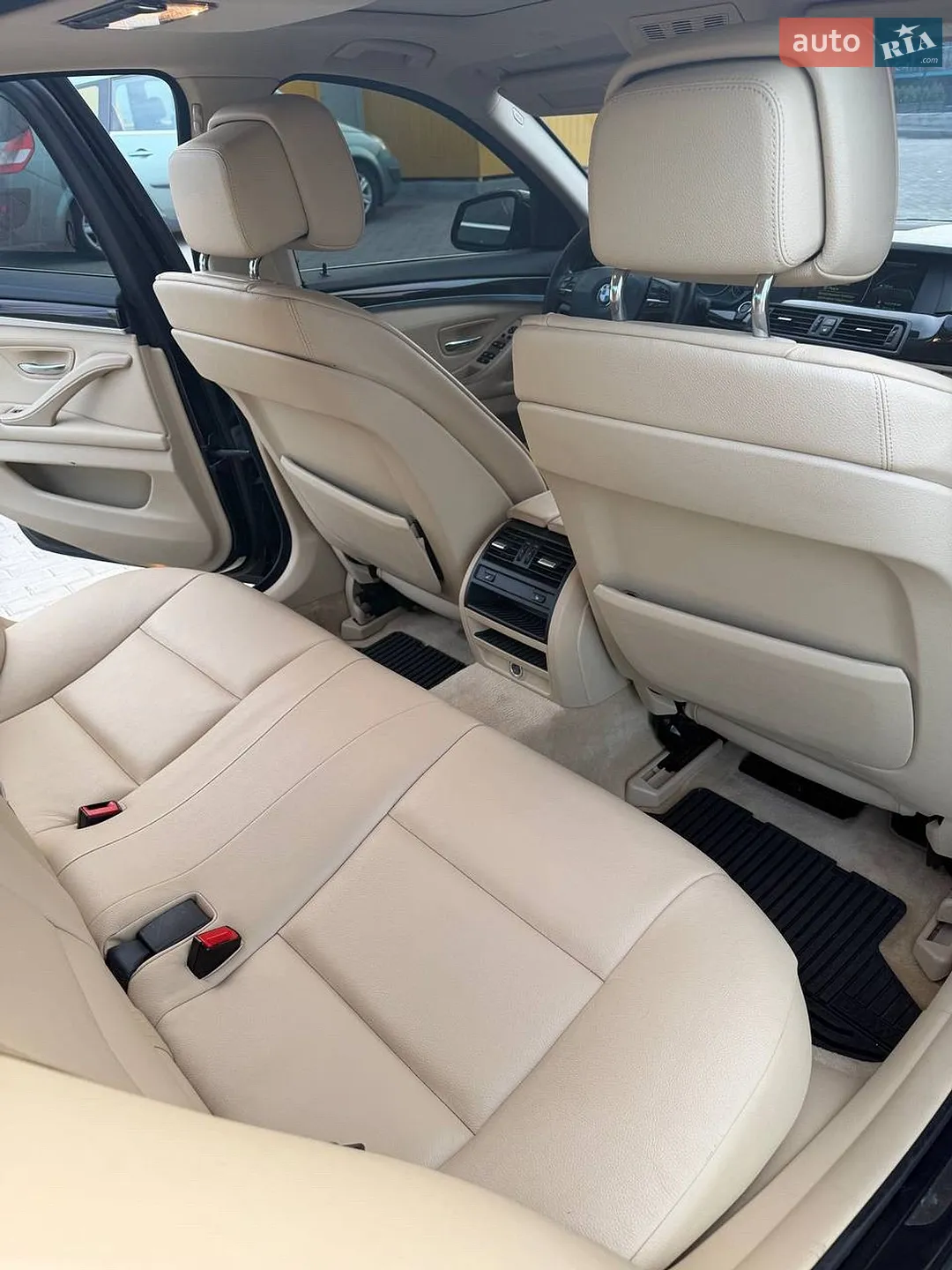 2012 BMW 5er - мініатюра 11