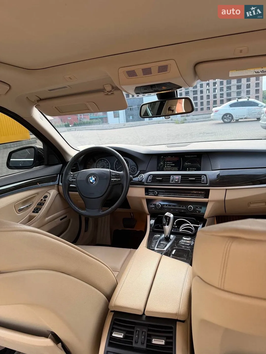 2012 BMW 5er - мініатюра 10