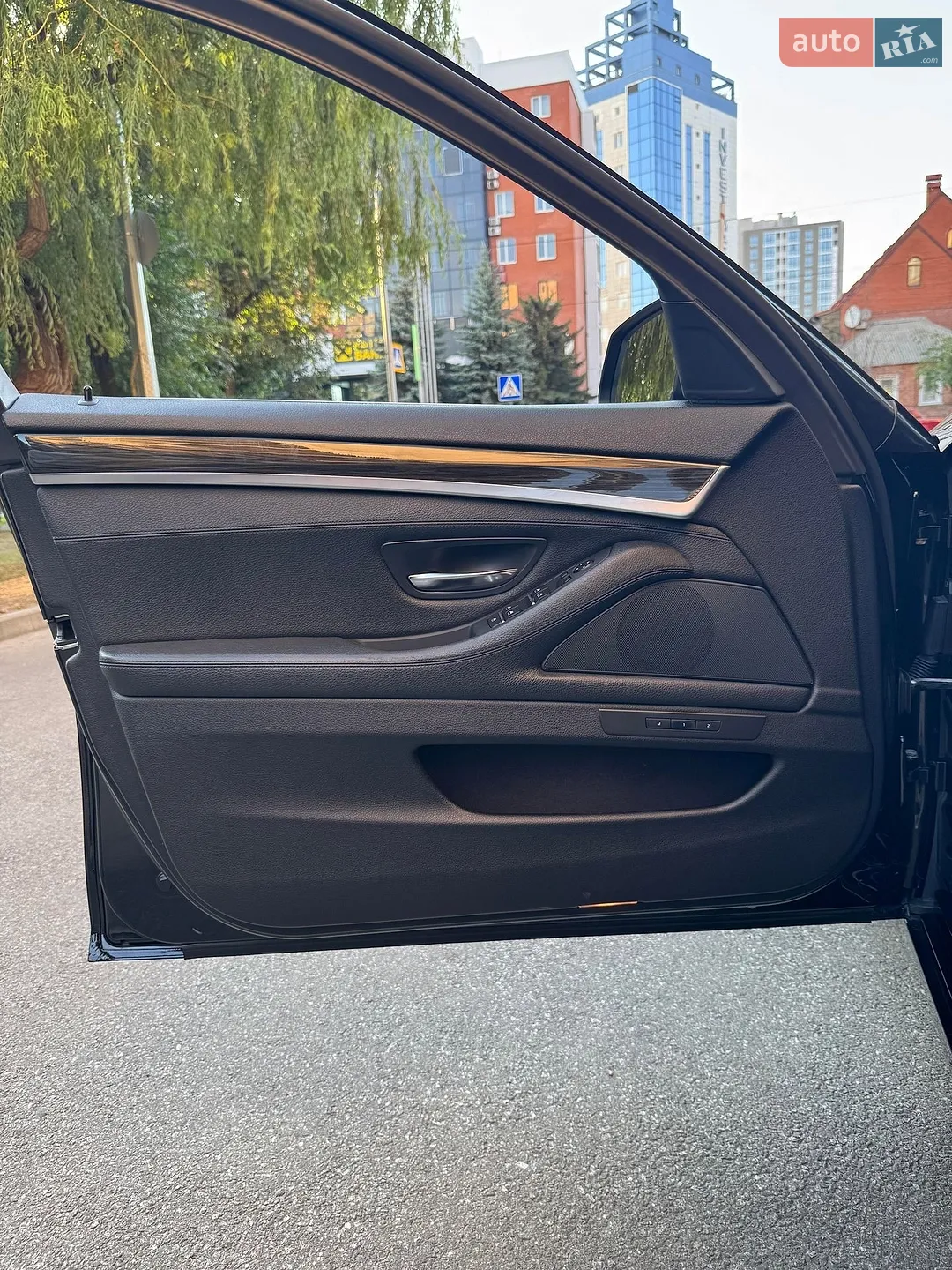 2012 BMW 5er - мініатюра 3