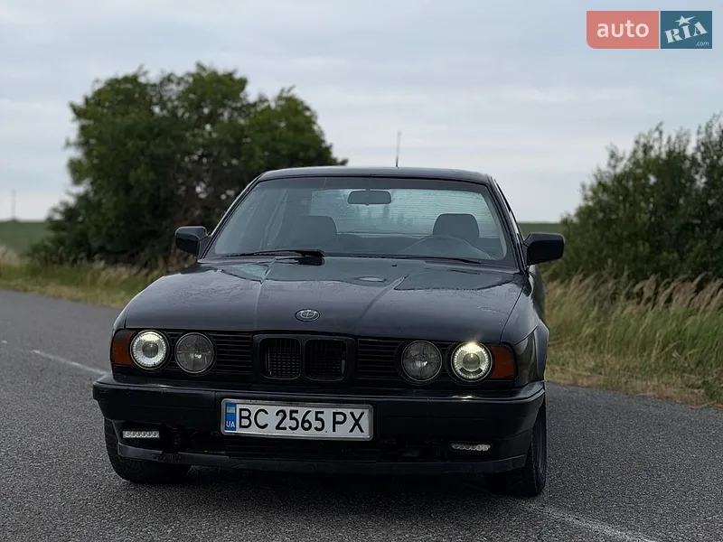 BMW 5 Series 1991 VIN WBAHA51040BA87367 фото оголошення 5 з 46