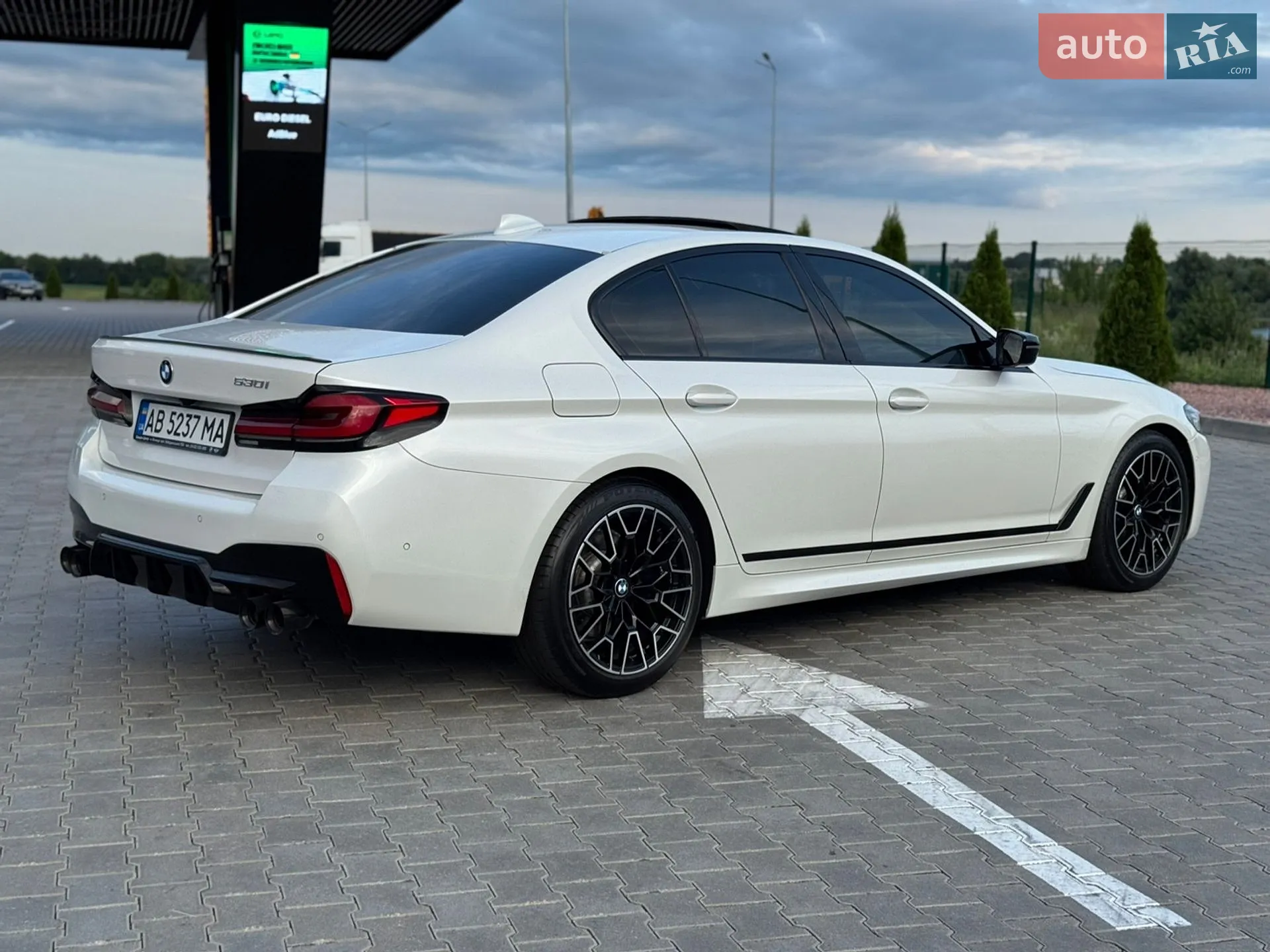 2018 BMW 5er - мініатюра 13