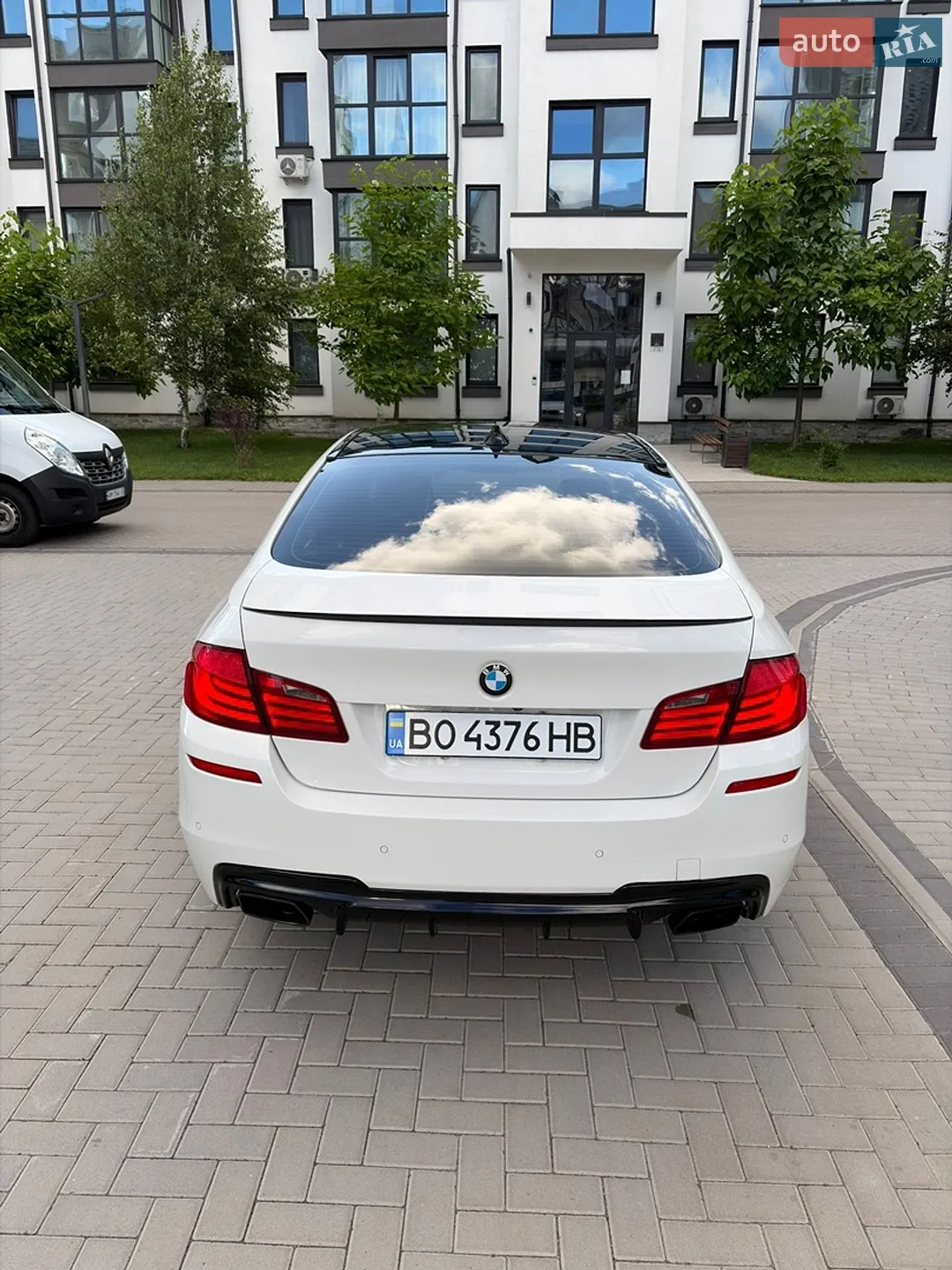 2011 BMW 5er - мініатюра 7