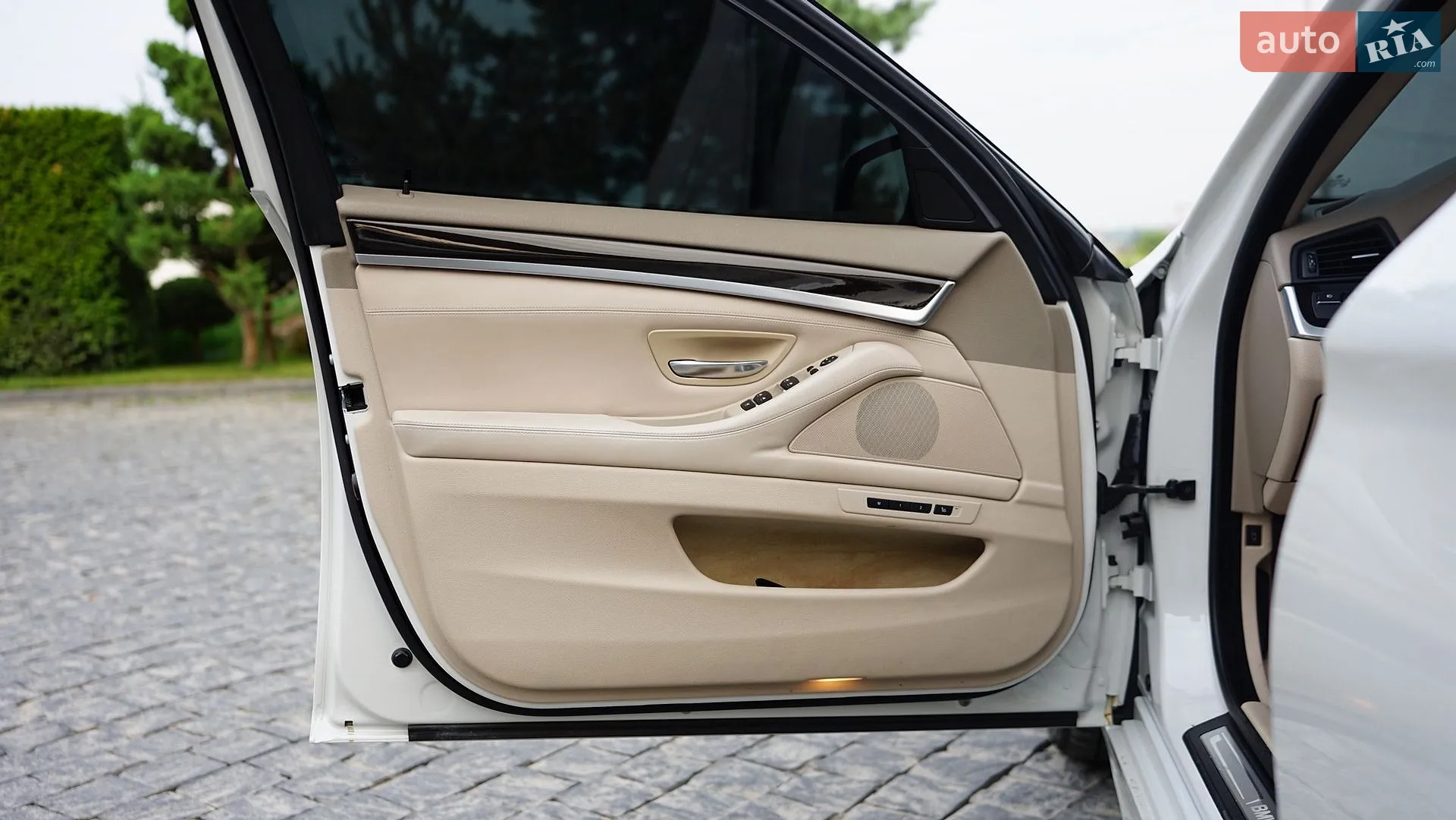 2013 BMW 5er - мініатюра 23